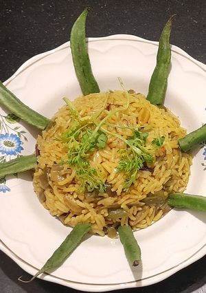 A picture of Flat Beans Rice.