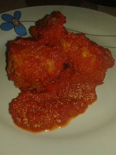 Una foto de Bacalao Frito con Tomate a la ESPAÑOLA