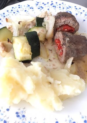 Una foto de Ternera rellena de queso y pimientos