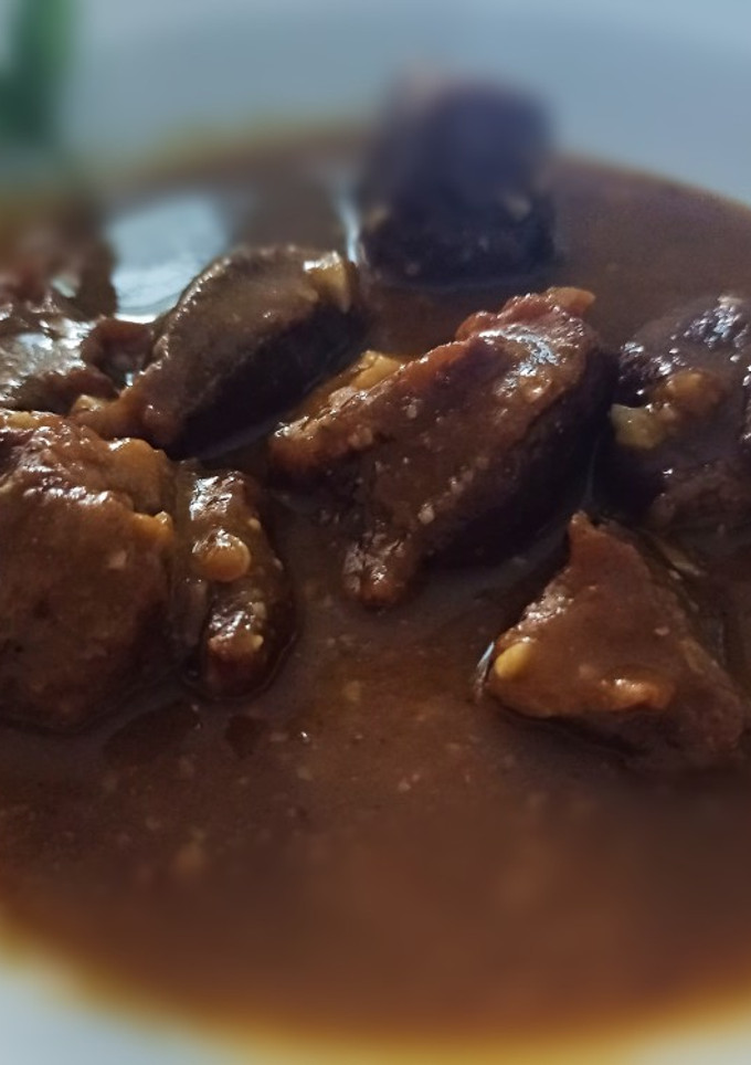 Una foto de Carne en salsa