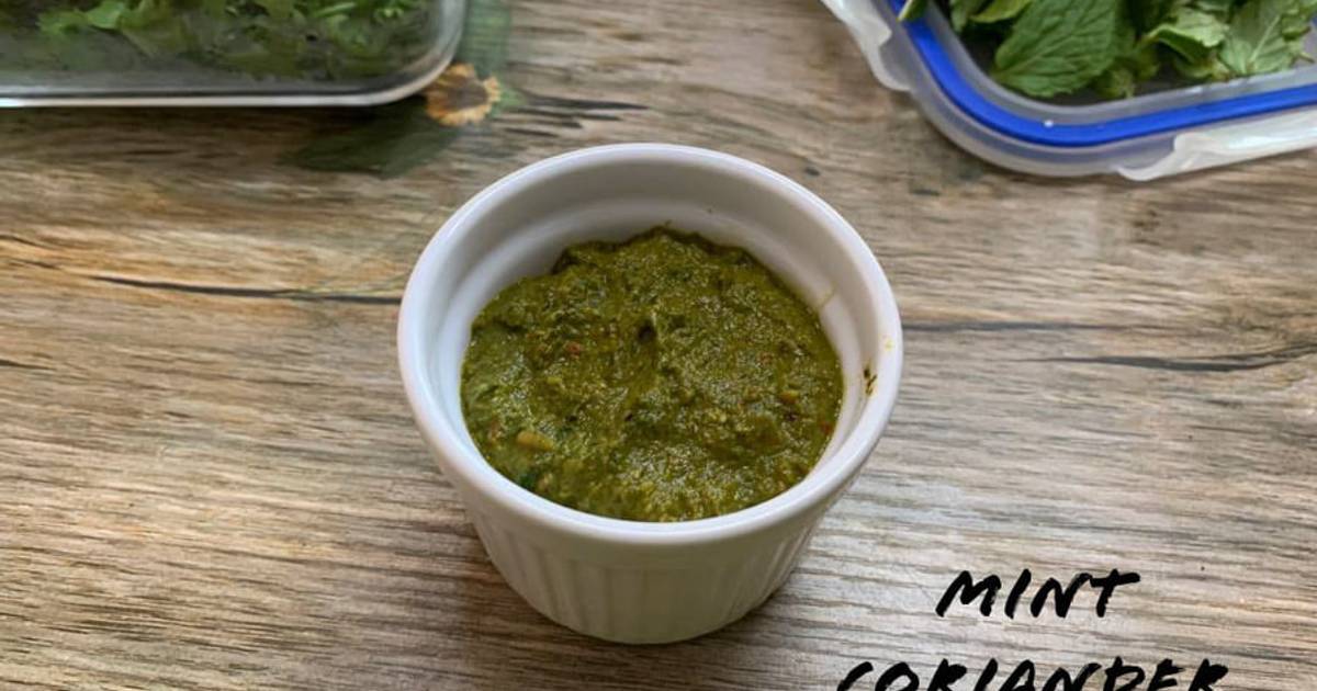 Mint Coriander Thogayal Recipe | Pudina Kothamalli Thuvaiyal | Mint ...