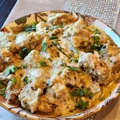 A picture of Chicken Mumtaz in Creamy White Gravy.