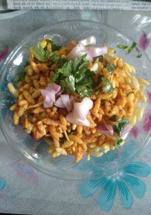 ભેળ (Bhel Recipe In Gujarati) રેસીપી મુખ્ય ફોટો