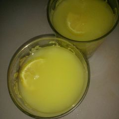 A picture of Ginger juice.