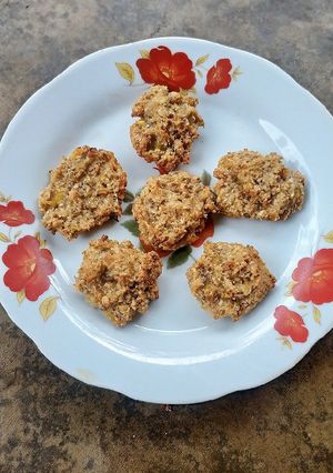 Hình của món Bánh quy yến mạch, chuối + hạt chia.