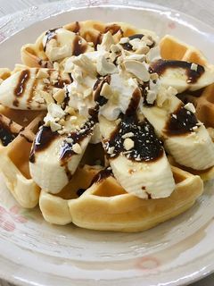 A picture of Ultra Fluffy Waffles.