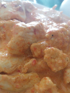 Una foto de Pollo al curry con nata