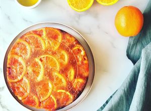 Une photo de Gâteau Orange, cardamome, huile d'olive