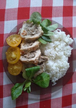 Gombakrémmel töltött csirkemell recept fotója