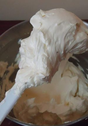A picture of Swiss Meringue Buttercream.