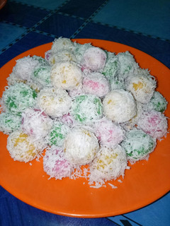 Foto resep Klepon Pelangi (Onde-Onde Kalo di Padang)