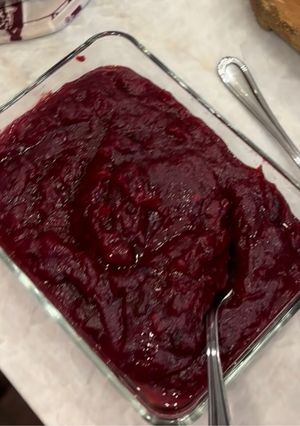A picture of Homemade Cranberry Sauce.