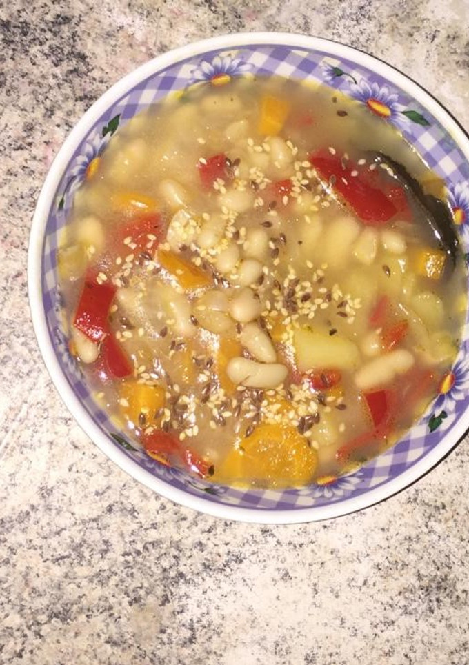 Una foto de Sopa de alubias