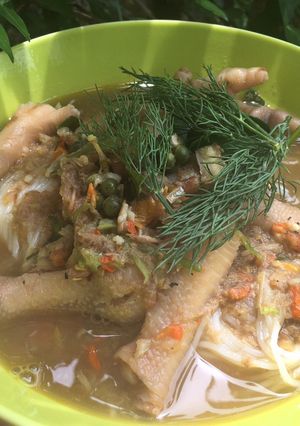 รูปของ ขนมจีนน้ำยาป่า ตีนไก่