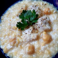 A picture of 10 minutes Chickpea flour Eggwhite Congee 🥣.