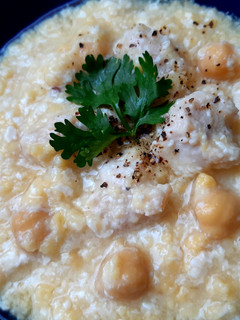 A picture of 10 minutes Chickpea flour Eggwhite Congee 🥣.