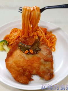 氣炸雞腿排義大利麵 的食譜成品照片