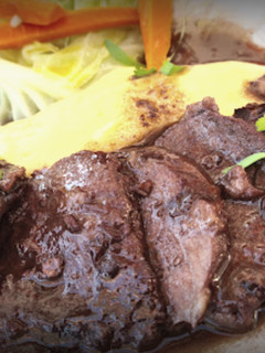 Foto de Carne de Vaca Estufada com Vinho Tinto