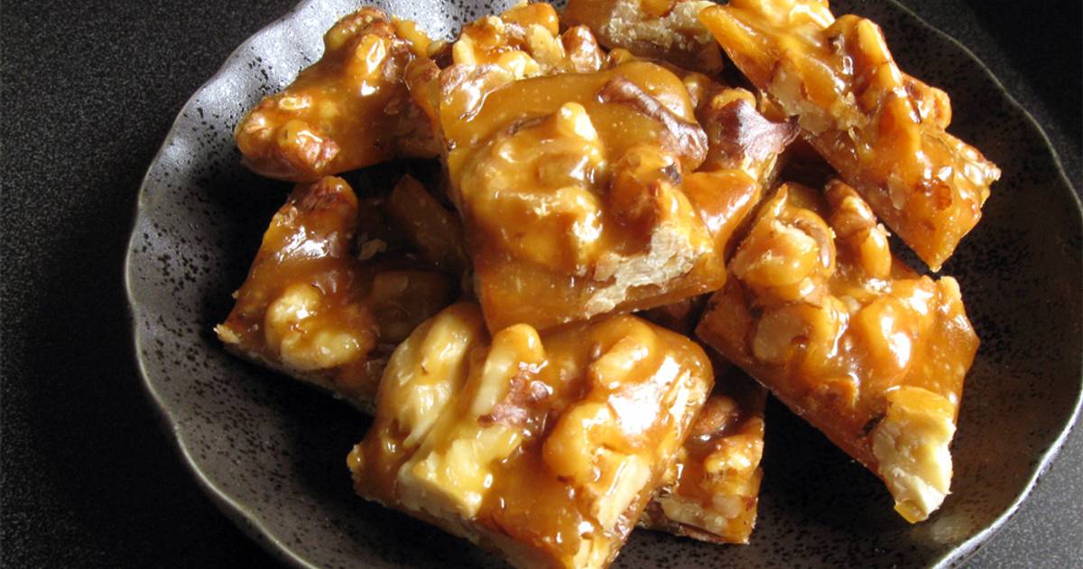Quick & Easy Toffee with Nuts Recipe by Hiroko Liston Cookpad