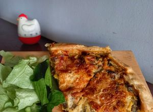 Una foto de Tarta de pollo, puerro y champi 💯🤤