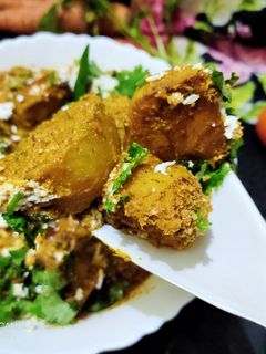 কাশ্মীরি আলুর দম (Kashmiri aloor dum recipe in Bengali) রেসিপির প্রধান ছবি