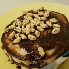 A picture of Easy and delicious pancakes.