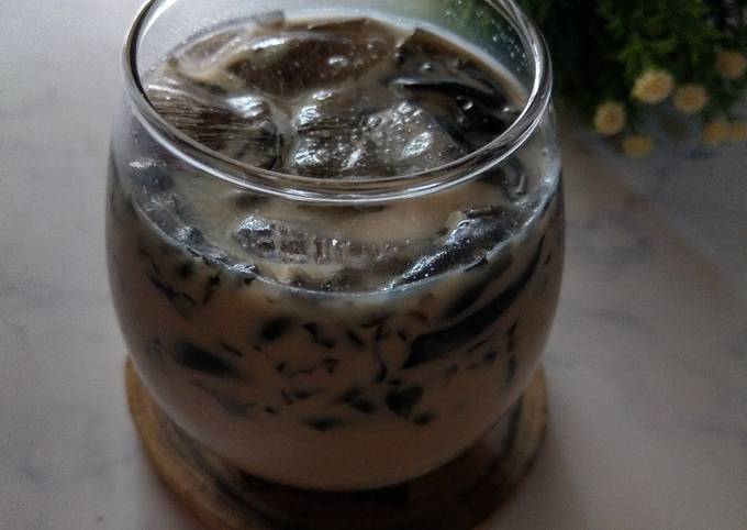 Resep Es Cappucino Cincau Oleh Dapurr Emma Cookpad