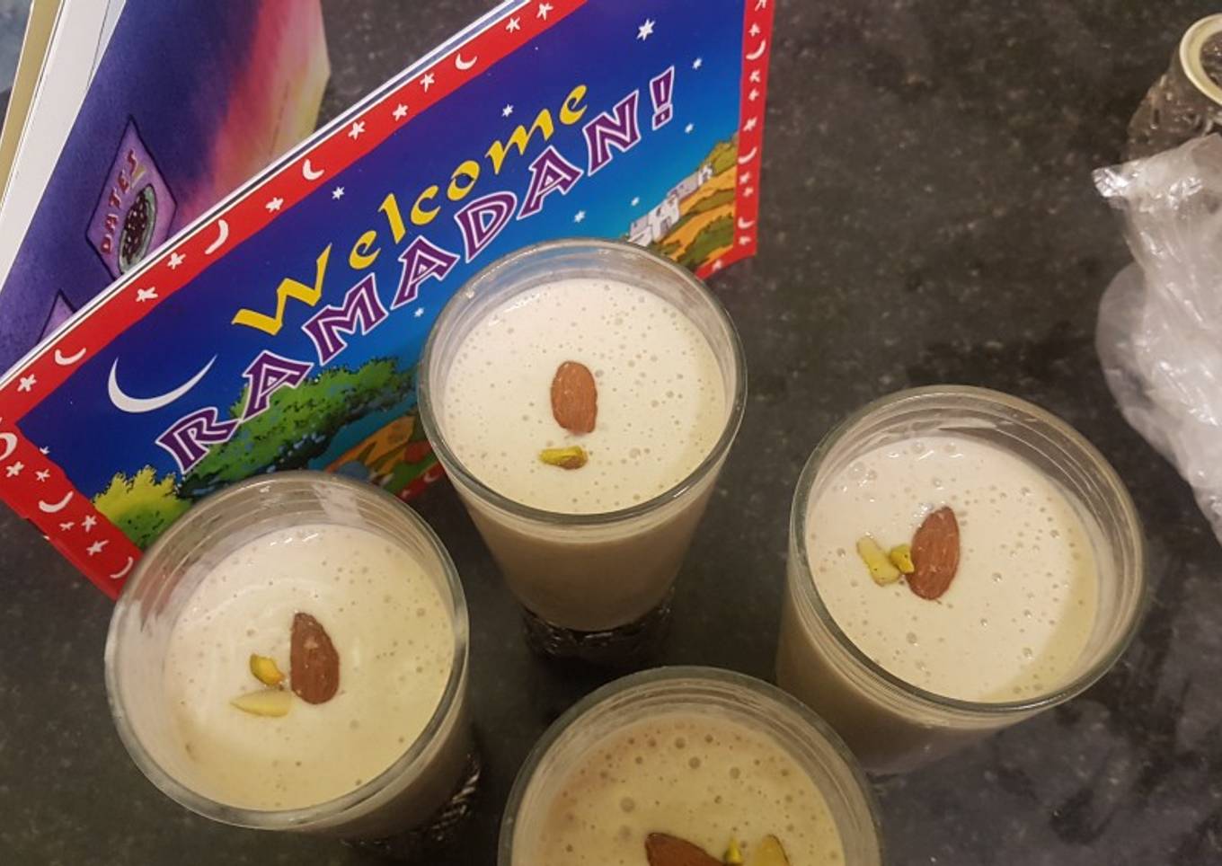 Date and banana milk shake
