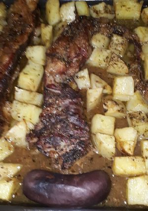 Una foto de Tapa de asado con papas
