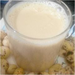 A picture of Doodh chai.