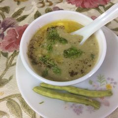 A picture of Cluster beans soup.