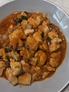 A picture of Devilled chicken (mustard, tomato sauce).