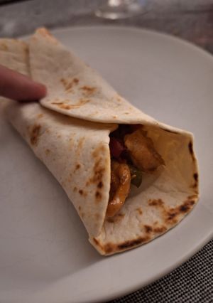 Una foto de Tacos de pollo y pimientos