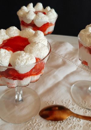 Foto di Coppette tiramisù alle fragole