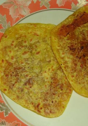 A picture of Puran poli/ obbatu.