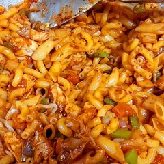 A picture of Chicken vegetable Macroni.