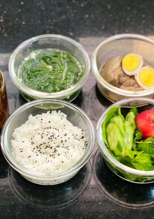 Hình của món Lunch Box 15.
