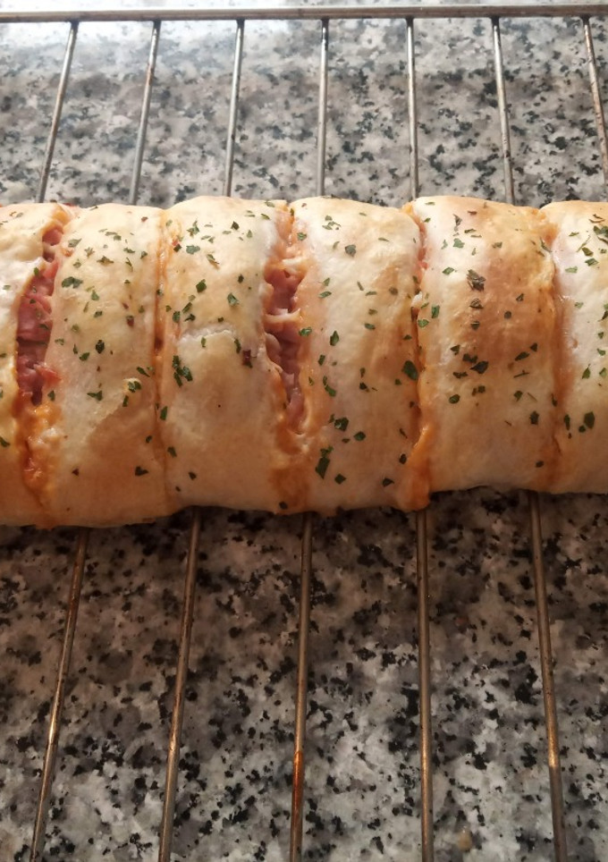 Una foto de Pizza de hojaldre enrollada