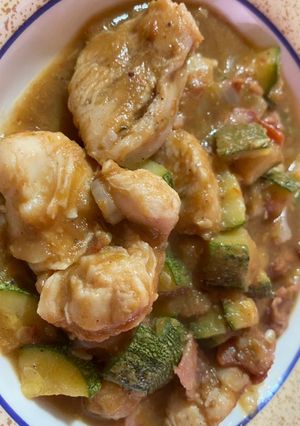Una foto de Fajitas de Pollo con Calabazas en Salsa Verde