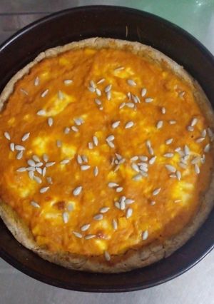 Una foto de Tarta de harina integral con zapallo 🥧🎃