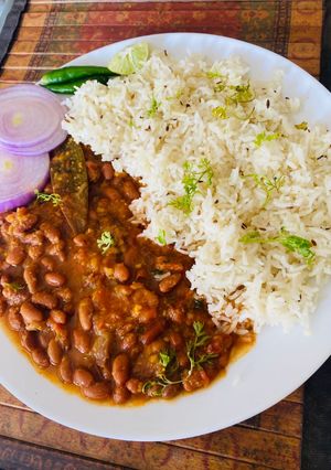 ढाबा स्टाइल राजमा मसाला (Dhaba style rajma masala recipe in hindi) रेसिपी मुख्य फोटो