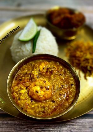 A picture of Chingri Moong Daal.