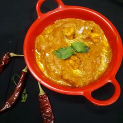 A picture of Paneer butter masala.