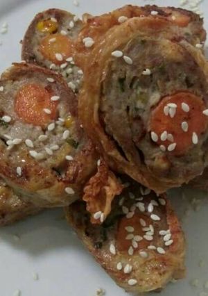 Foto resep Ngohiong (meat rolls)