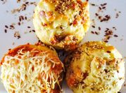Une photo de muffin olives
