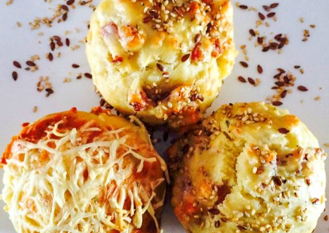 Muffins camembert lardons et sésame