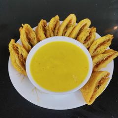 A picture of Stuffed Potato Bhajiya.