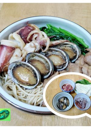 特製聖誕夜超營養海陸三鮮淋關廟麵 的食譜成品照片