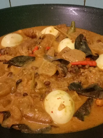 Langkah Mudah untuk Membikin Resep Krecek Krupuk Kulit yang Bikin Ngiler Anti Ribet, Lezat Sekali