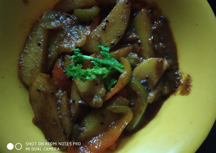 Easiest Way to Make Award-winning Capsicum and potato ki sabzi